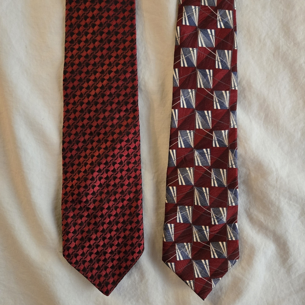 2 Boys Ties City Streets Red & Black Abstract Patterns